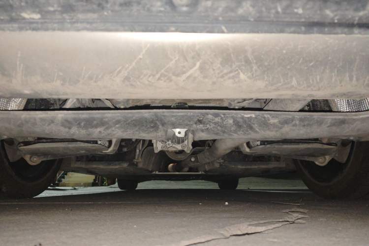 Used BMW 7 Series 2023 735Li Luxury Package Chassis Rear