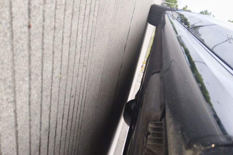 Used BMW 7 Series 2023 735Li M Sport Package Chassis Rear Left