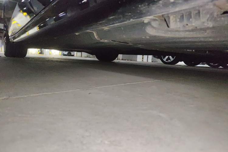Used BMW 7 Series 2023 735Li M Sport Package Chassis Rear Left