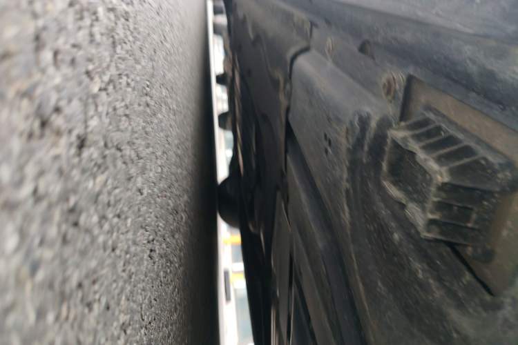 Used BMW 7 Series 2023 735Li M Sport Package Chassis Rear Left