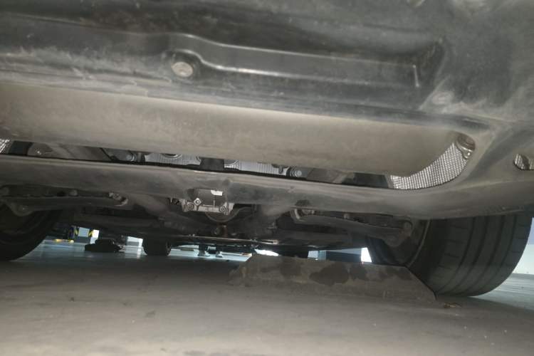 Used BMW 7 Series 2023 740Li Leading Model M Sport Package Chassis Rear