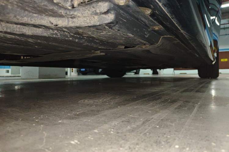 Used BMW 7 Series 2023 735Li M Sport Package Chassis Rear Right