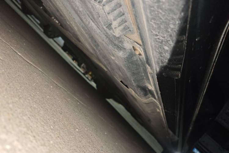 Used BMW 7 Series 2023 735Li Luxury Package Chassis Rear Right