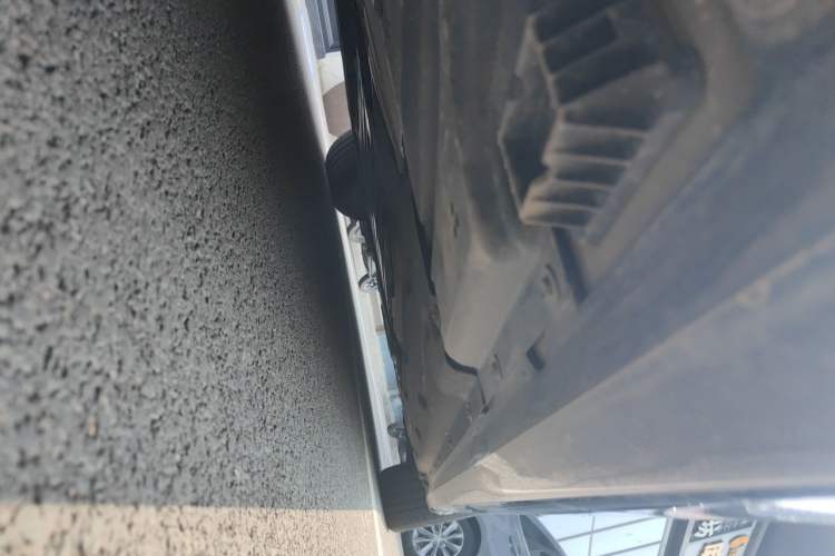 Used BMW 7 Series 2023 735Li M Sport Package Chassis Rear Right