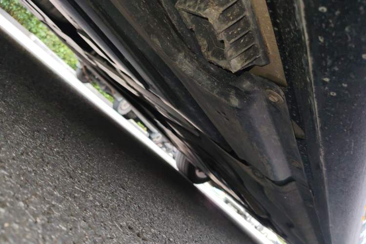 Used BMW 7 Series 2023 735Li M Sport Package Chassis Rear Right