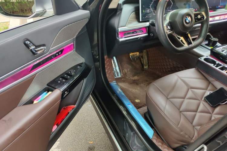 Used BMW 7 Series 2023 735Li M Sport Package Driver Seat