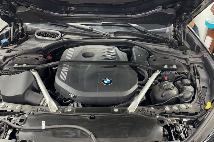Used BMW 7 Series 2023 Restyled 740Li Luxury Edition M Sport Package Engine Bay