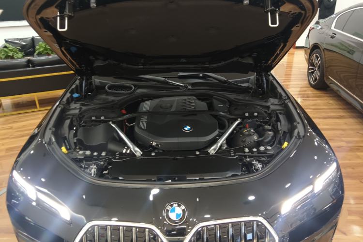 Used BMW 7 Series 2023 735Li M Sport Package Engine Bay