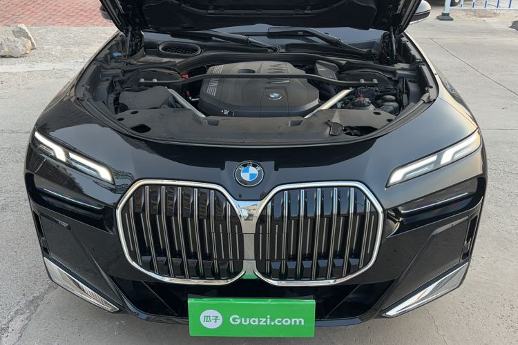 Used BMW 7 Series 2023 735Li M Sport Package Engine Bay
