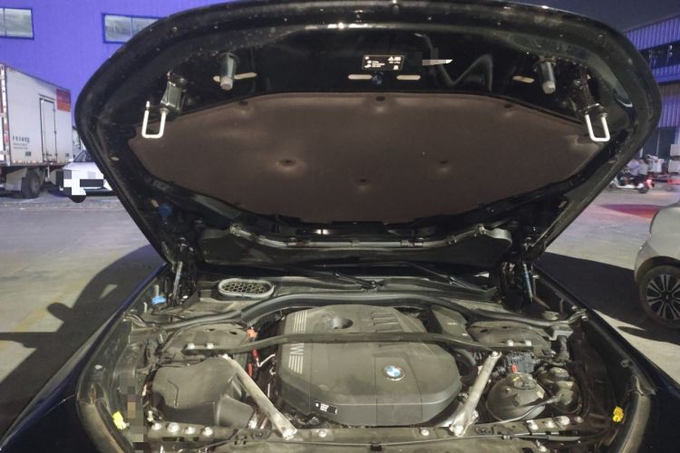 Used BMW 7 Series 2023 735Li Luxury Package Engine Bay