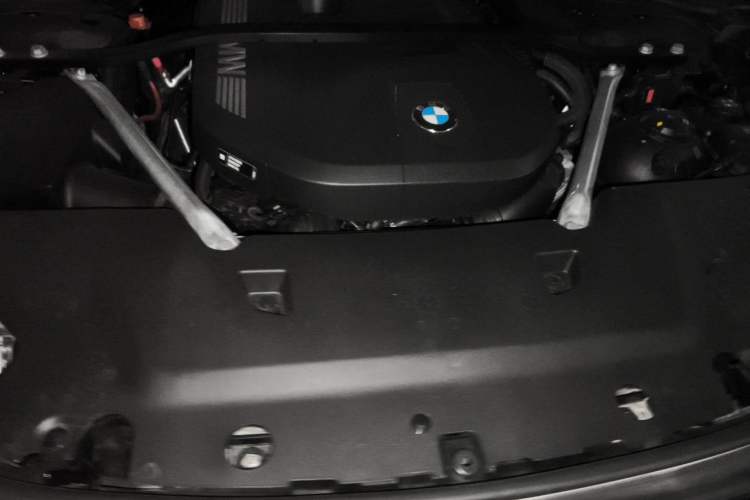 Used BMW 7 Series 2023 735Li M Sport Package Engine Bay