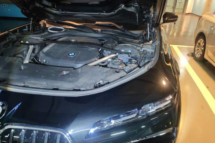 Used BMW 7 Series 2023 740Li Leading Model M Sport Package Engine Bay Left