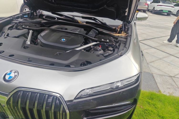 Used BMW 7 Series 2023 740Li Luxury Edition with Premium Package Engine Bay Left