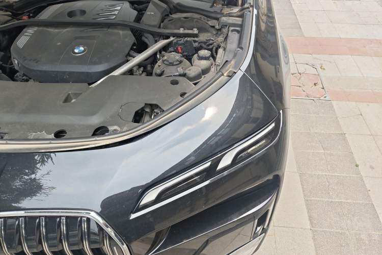 Used BMW 7 Series 2023 735Li M Sport Package Engine Bay Left