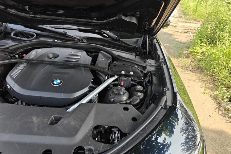 Used BMW 7 Series 2023 740Li Leading Model M Sport Package Engine Bay Left