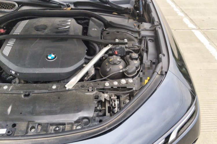 Used BMW 7 Series 2023 735Li M Sport Package Engine Bay Left