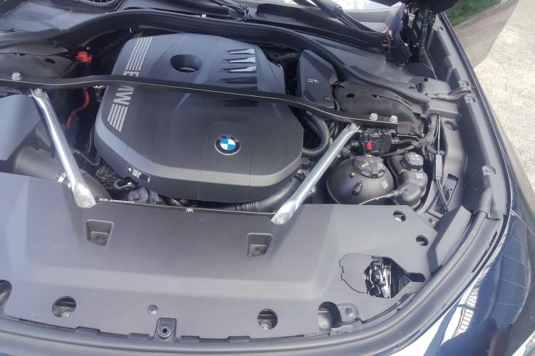 Used BMW 7 Series 2023 740Li Luxury Edition with Premium Package Engine Bay Left