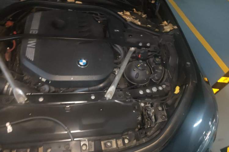 Used BMW 7 Series 2023 740Li Leading Model M Sport Package Engine Bay Left