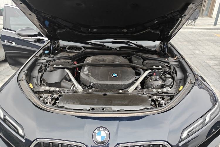 Used BMW 7 Series 2023 735Li M Sport Package Engine Bay