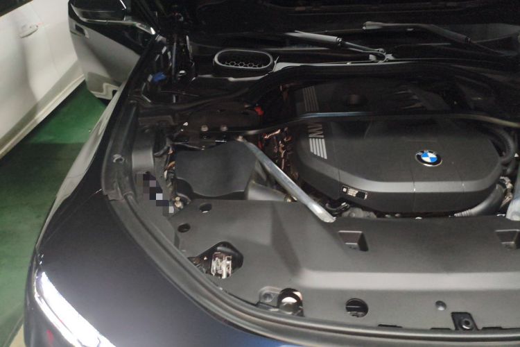 Used BMW 7 Series 2023 740Li Luxury Edition with Premium Package Engine Bay Right