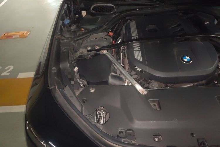 Used BMW 7 Series 2023 740Li Luxury Edition M Sport Package Engine Bay Right