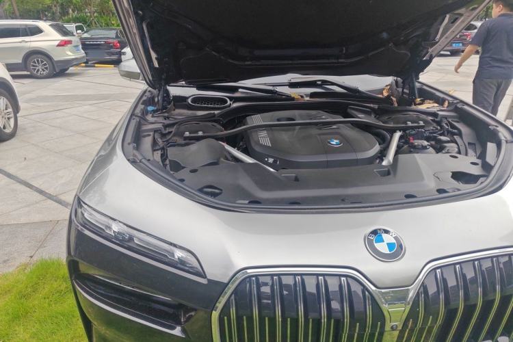 Used BMW 7 Series 2023 740Li Luxury Edition with Premium Package Engine Bay Right