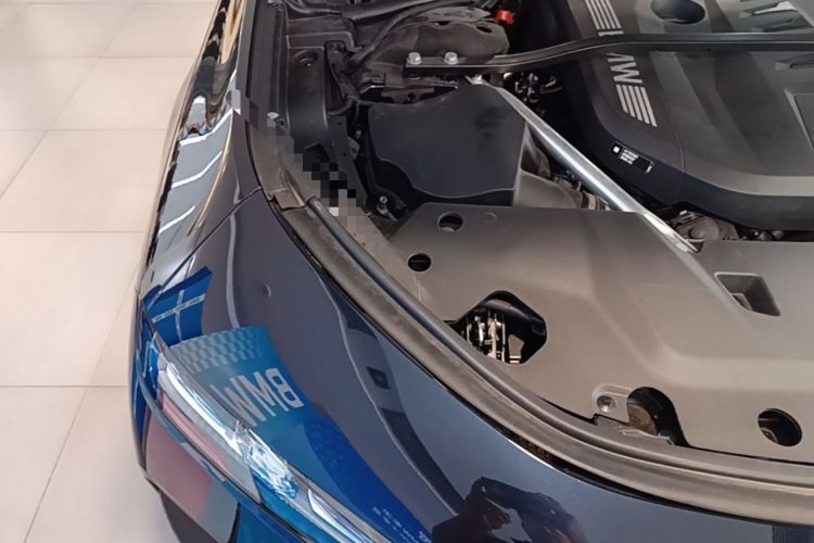 Used BMW 7 Series 2023 740Li Luxury Edition M Sport Package Engine Bay Right