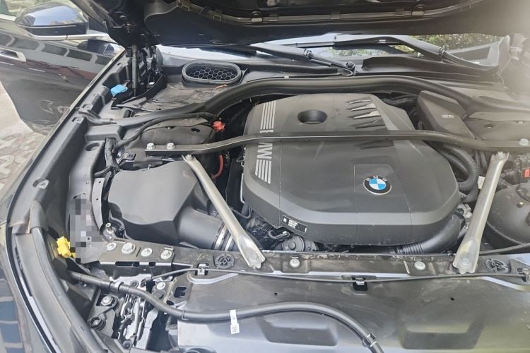 Used BMW 7 Series 2023 740Li Leading Model M Sport Package Engine Bay Right