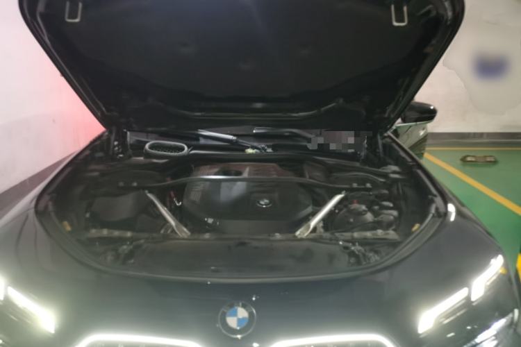 Used BMW 7 Series 2023 735Li Luxury Package Engine Bay
