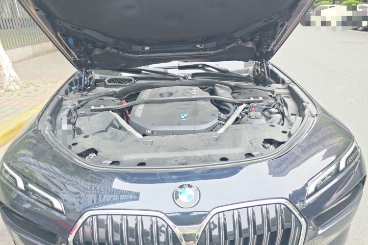 Used BMW 7 Series 2023 735Li Luxury Package Engine Bay