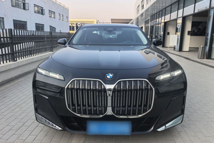 Used BMW 7 Series 2023 740Li Leading Model M Sport Package Exterior 1