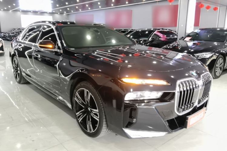 Used BMW 7 Series 2023 Restyled 740Li Luxury Edition M Sport Package Exterior 1
