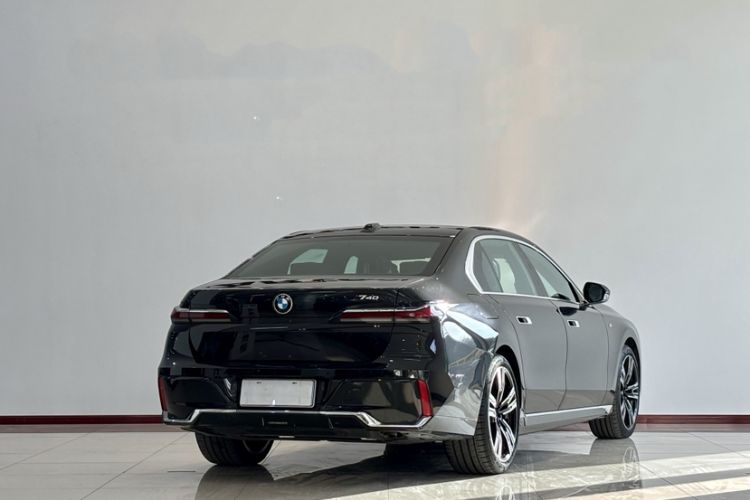 Used BMW 7 Series 2023 735Li M Sport Package Exterior 1