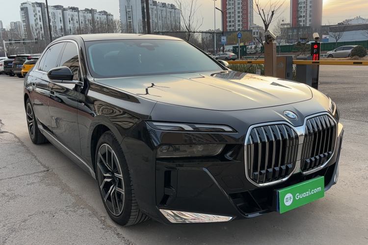 Used BMW 7 Series 2023 735Li M Sport Package Exterior 1