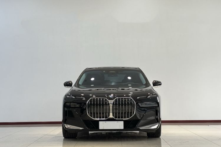 Used BMW 7 Series 2023 Restyled 740Li Luxury Edition M Sport Package Exterior 1