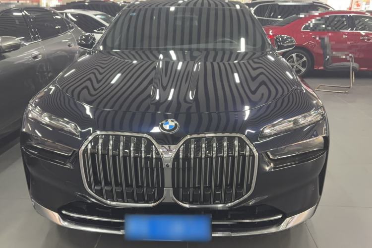 Used BMW 7 Series 2023 740Li Luxury Edition with Premium Package Exterior 1