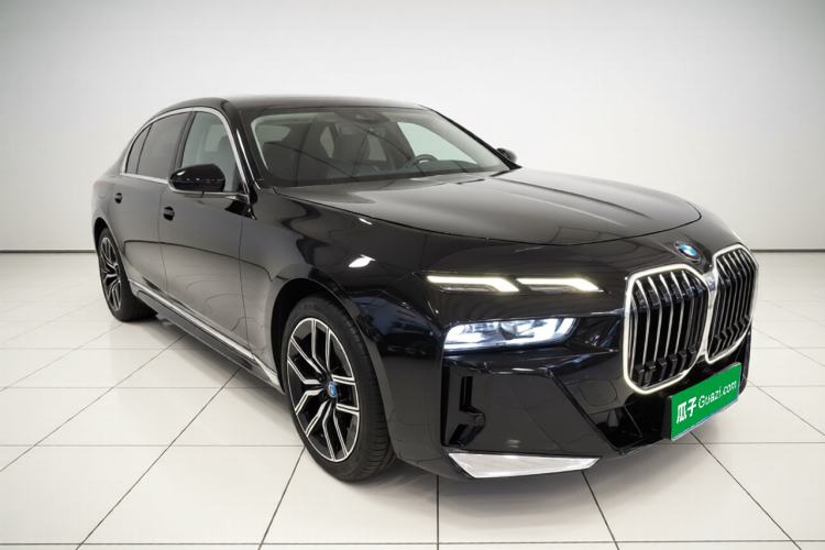 Used BMW 7 Series 2023 735Li M Sport Package Exterior 1