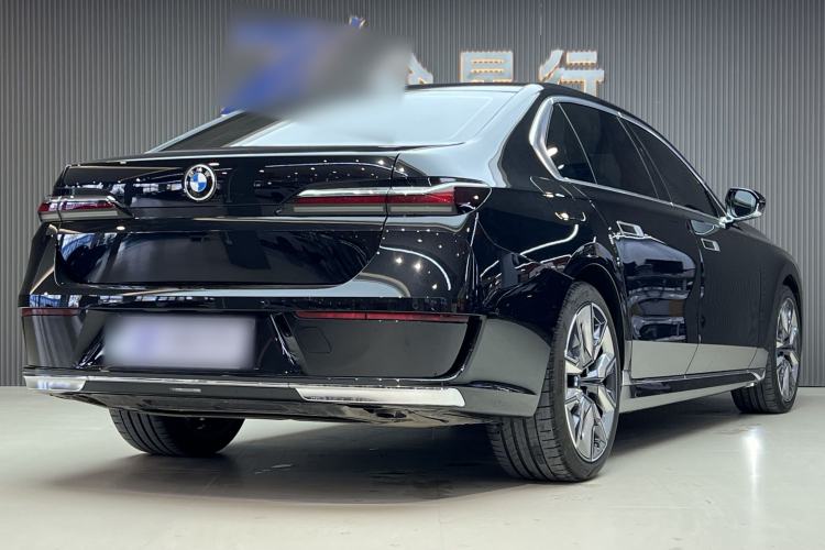 Used BMW 7 Series 2023 740Li Leading Edition Luxury Package Exterior 1