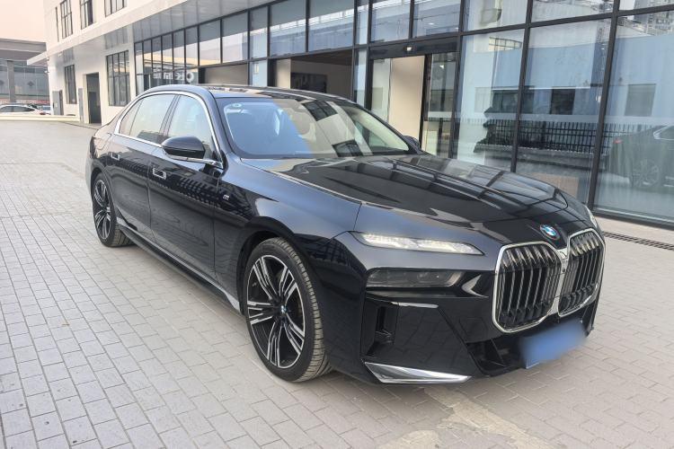 Used BMW 7 Series 2023 740Li Leading Model M Sport Package Exterior 2