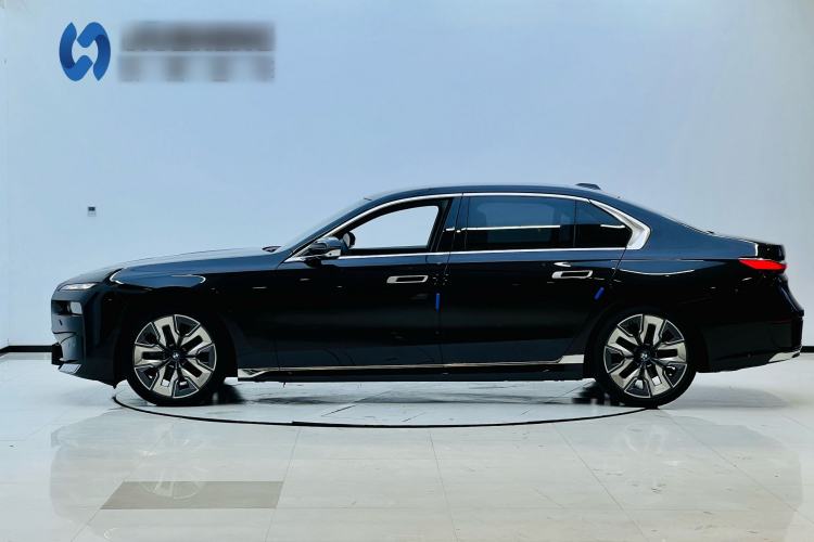 Used BMW 7 Series 2023 740Li Leading Edition Luxury Package Exterior 2