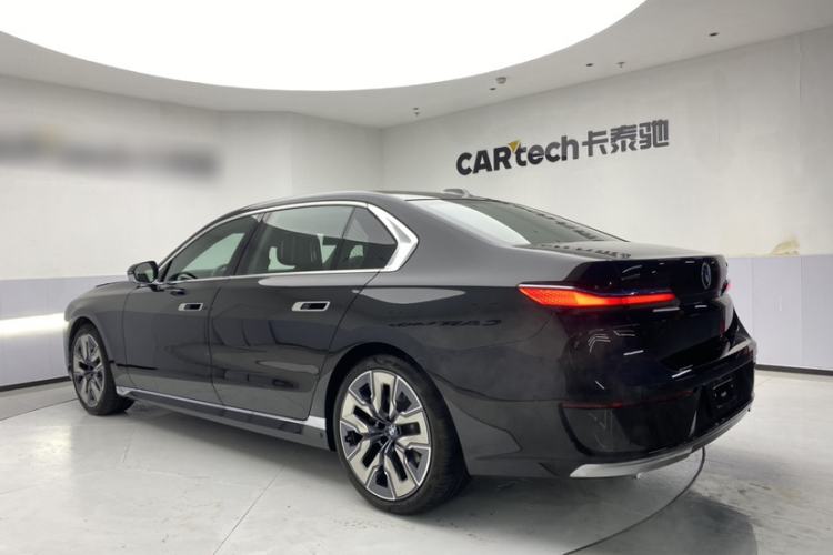 Used BMW 7 Series 2023 740Li Leading Edition Luxury Package Exterior 4