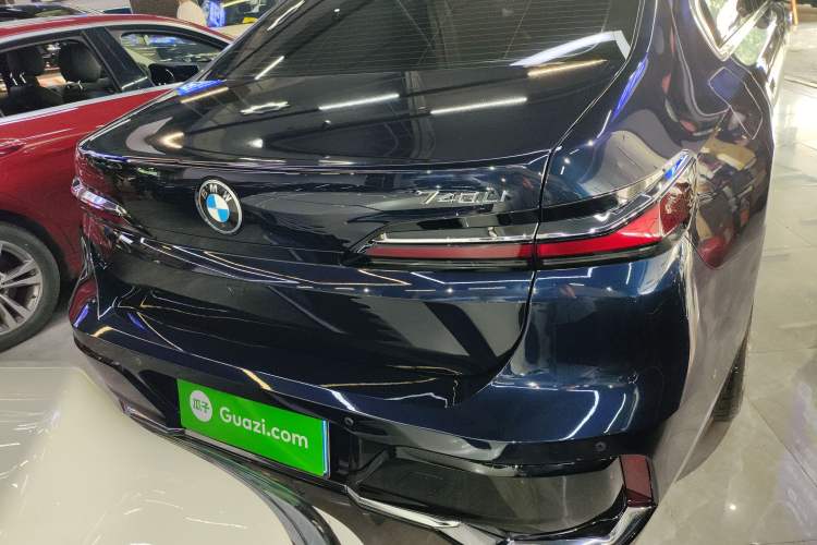 Used BMW 7 Series 2023 740Li Leading Model M Sport Package Exterior 4