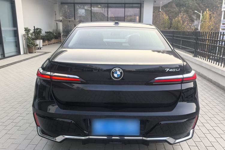 Used BMW 7 Series 2023 740Li Leading Model M Sport Package Exterior 6