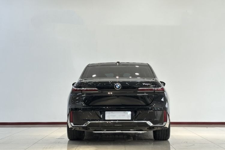 Used BMW 7 Series 2023 735Li M Sport Package Exterior 6