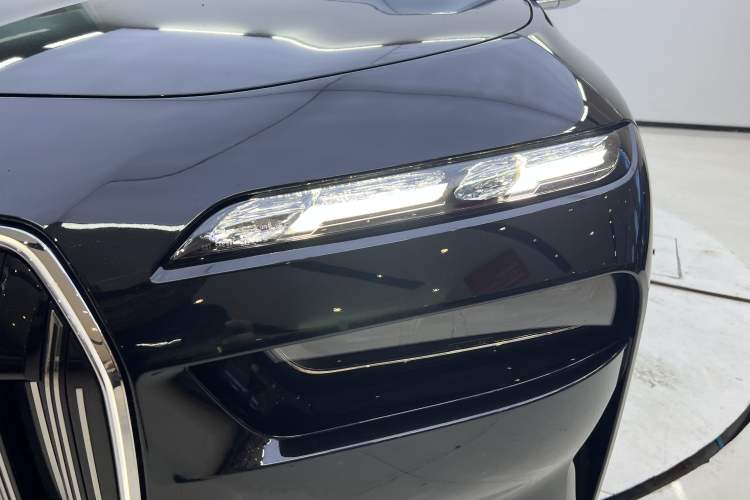 Used BMW 7 Series 2023 740Li Leading Edition Luxury Package Exterior 6