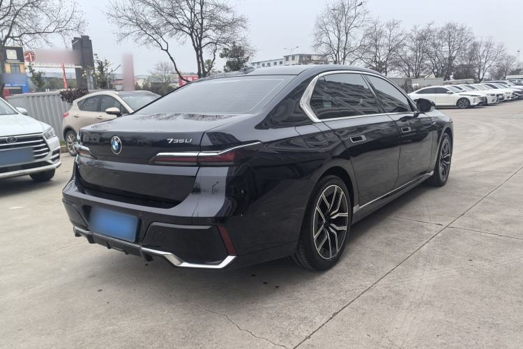 Used BMW 7 Series 2023 735Li M Sport Package Exterior 6