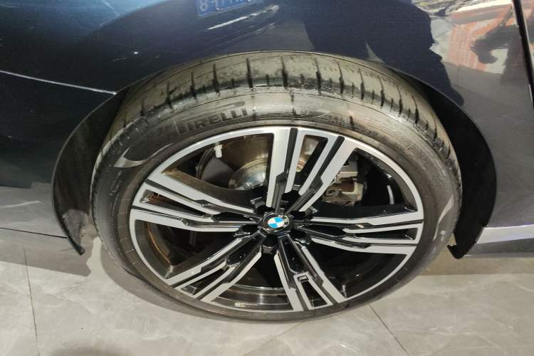 Used BMW 7 Series 2023 740Li Leading Model M Sport Package Exterior 8
