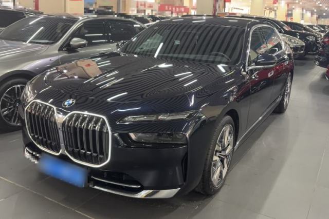 Used BMW 7 Series 2023 740Li Luxury Edition with Premium Package