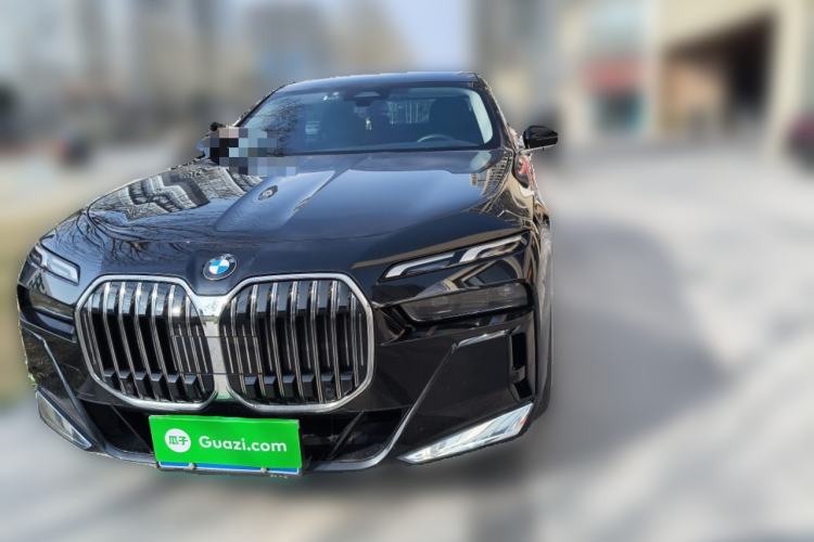 Used BMW 7 Series 2023 735Li M Sport Package Front