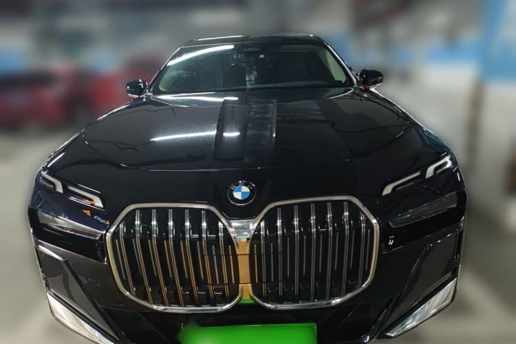 Used BMW 7 Series 2023 735Li M Sport Package Front